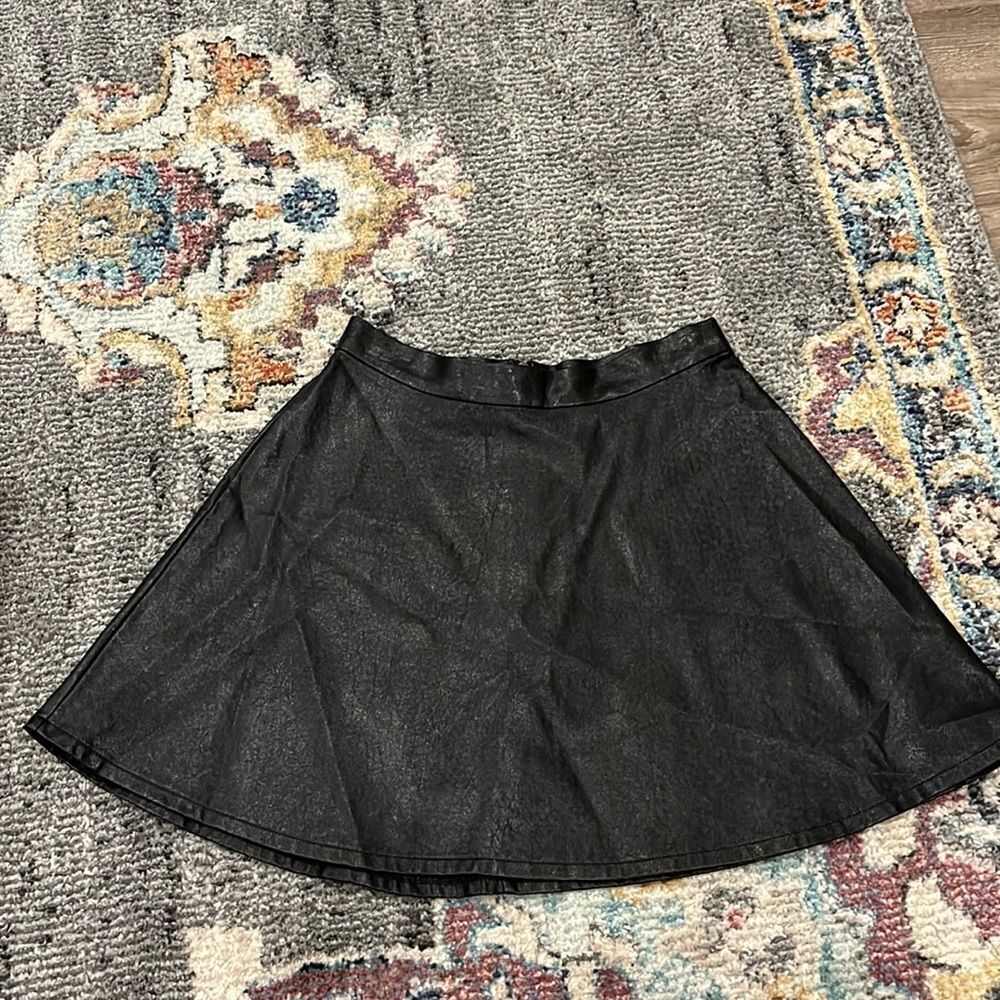 American Eagle Black Faux Leather Skater Circle Modern Skirt
